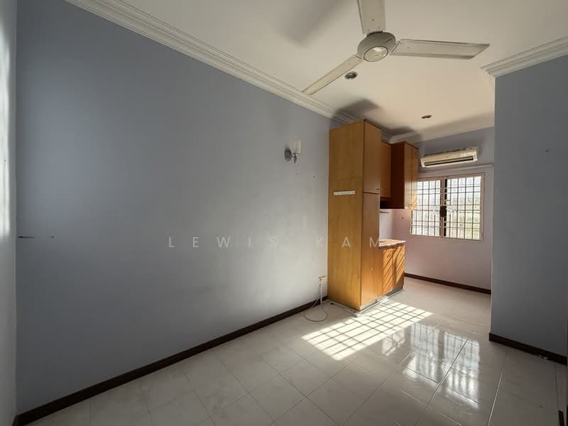 2-storey Terraced House for Sale in Tanjung Bungah (Penang) - Lewis Kam - Interior - PropertyGuru.com.my
