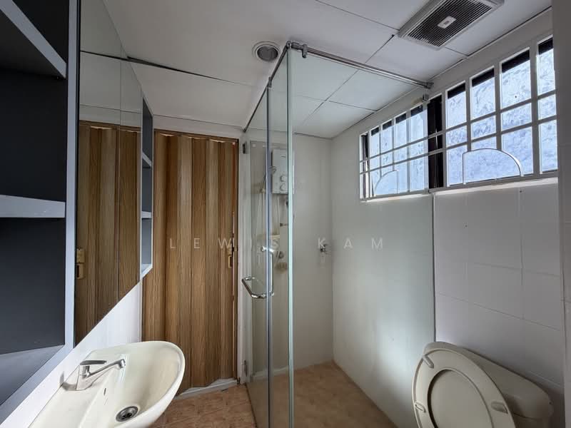2-storey Terraced House for Sale in Tanjung Bungah (Penang) - Lewis Kam - Bathroom - PropertyGuru.com.my