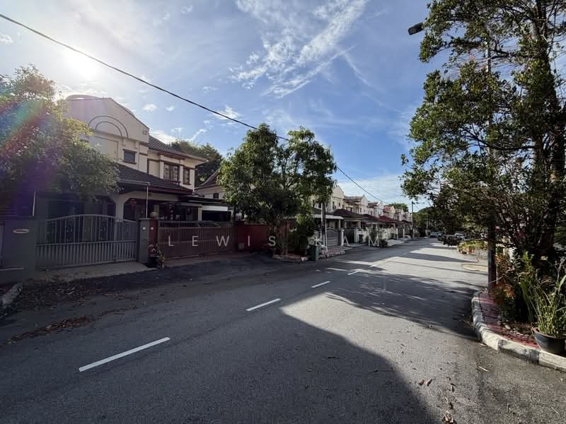 2-storey Terraced House for Sale in Tanjung Bungah (Penang) - Lewis Kam - Exterior - PropertyGuru.com.my