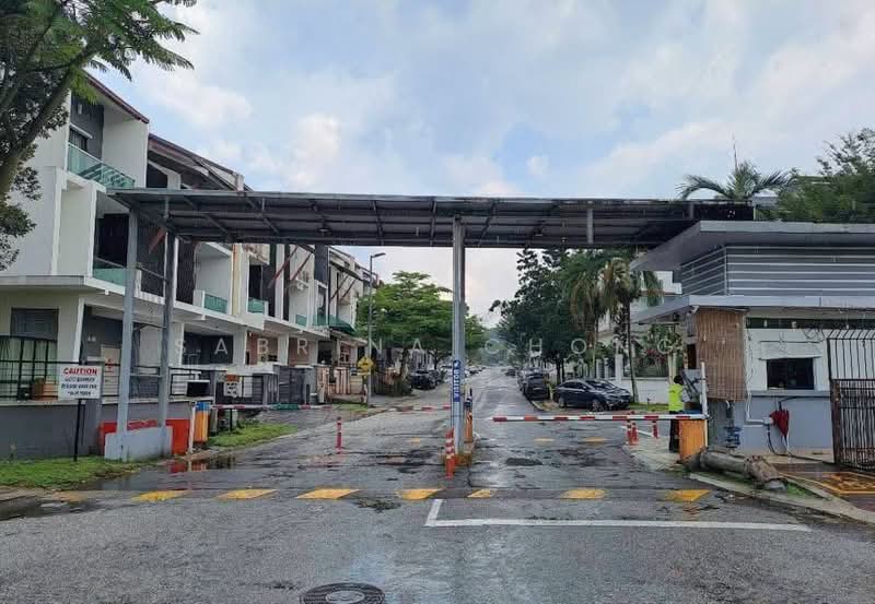 3-storey Terraced House for Sale in Puchong (Selangor) - Sabrina Chong - PropertyGuru.com.my