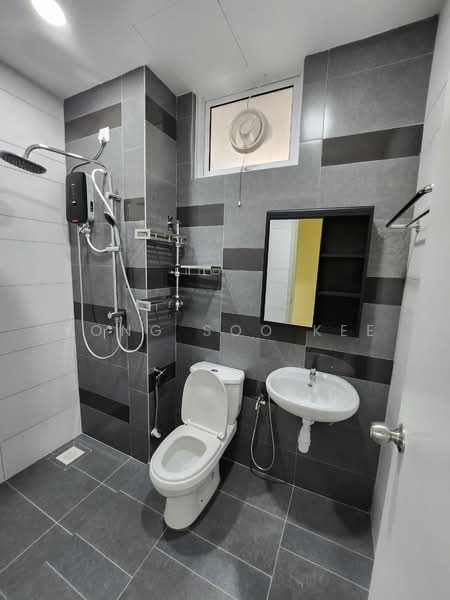 Kondominium untuk Disewa di The Sky @ Tripark - Yong Soo Kee - Bathroom - PropertyGuru.com.my