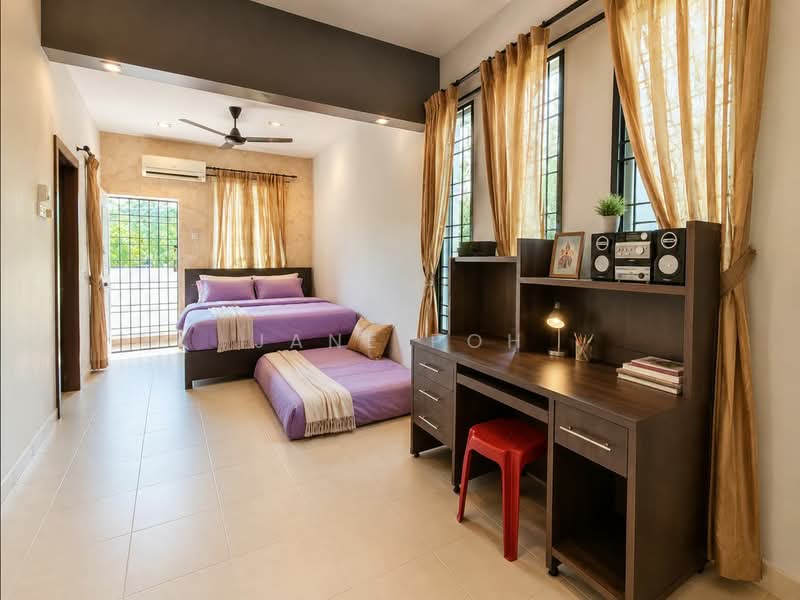 Rumah Teres 2 Tingkat untuk Dijual di Desa Ria (Sungai Ara) - Jane Poh - Bedroom - PropertyGuru.com.my