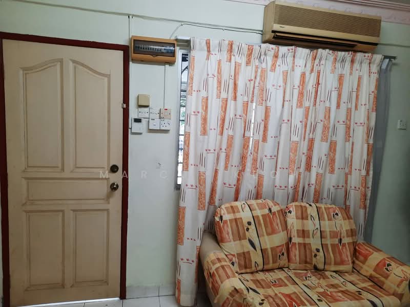 2-storey Terraced House for Rent in Kota Perdana (Seri Kembangan) - Marcus Keoh - Living Room - PropertyGuru.com.my