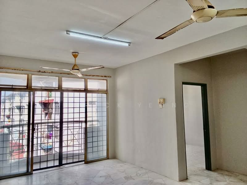 Apartment for Rent at Kiambang Apartment - Derrick Yeong - Living Room - PropertyGuru.com.my