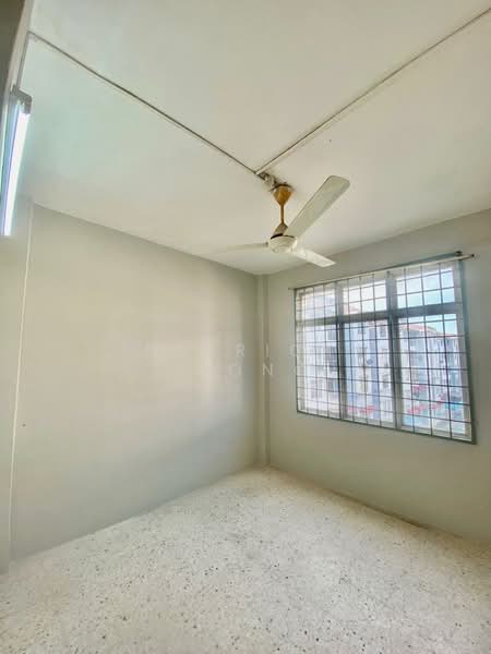 Apartment for Rent at Kiambang Apartment - Derrick Yeong - Interior - PropertyGuru.com.my