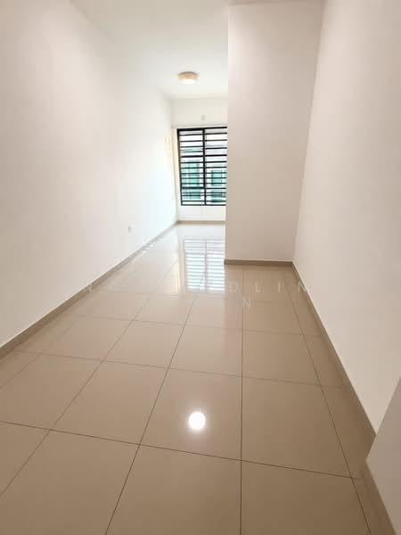 2-storey Terraced House for Sale in Bandar Sri Sendayan (Negeri Sembilan) - Nor Azdlin Adnan - PropertyGuru.com.my