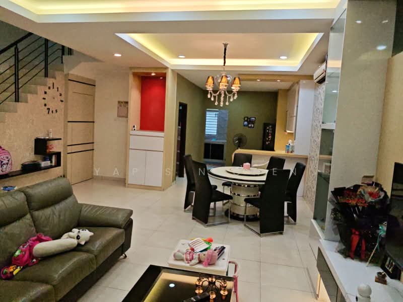 2-storey Terraced House for Rent in Taman Nusa Sentral (Iskandar Puteri (Nusajaya)) - Yap Sin Chen - Living Room - PropertyGuru.com.my