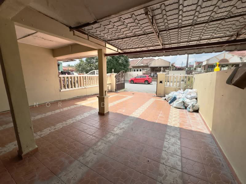 Rumah Teres 2 Tingkat untuk Dijual di Bandar Rinching Seksyen 2 (Semenyih) - Nor Azdlin Adnan - PropertyGuru.com.my