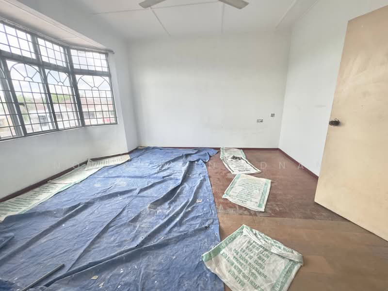 Rumah Teres 2 Tingkat untuk Dijual di Bandar Rinching Seksyen 2 (Semenyih) - Nor Azdlin Adnan - PropertyGuru.com.my