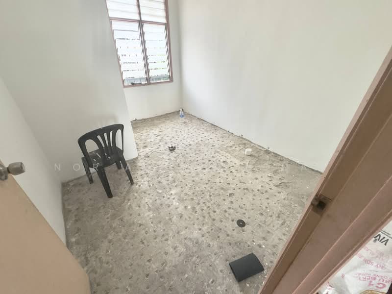 Rumah Teres 2 Tingkat untuk Dijual di Bandar Rinching Seksyen 2 (Semenyih) - Nor Azdlin Adnan - PropertyGuru.com.my