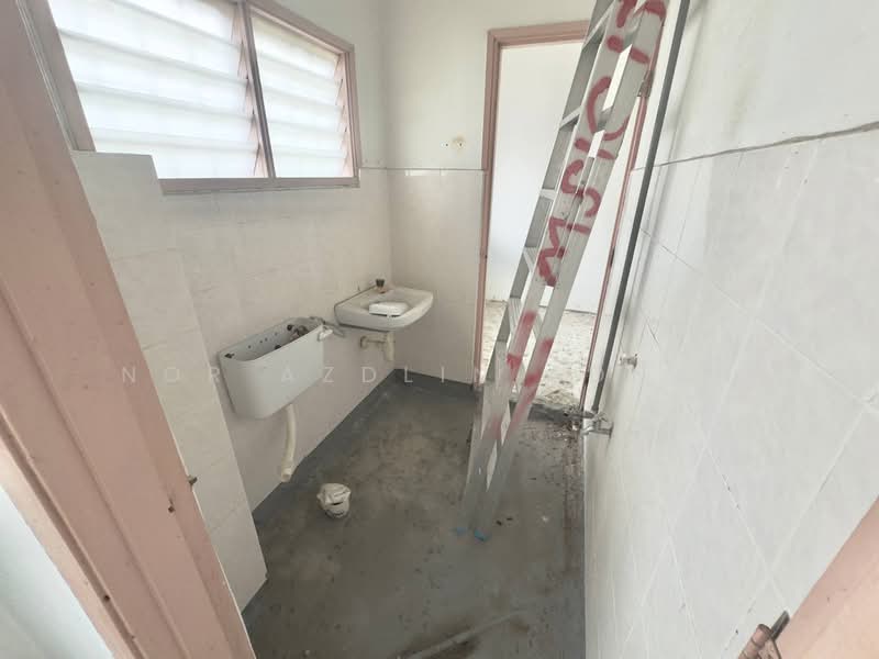 Rumah Teres 2 Tingkat untuk Dijual di Bandar Rinching Seksyen 2 (Semenyih) - Nor Azdlin Adnan - PropertyGuru.com.my