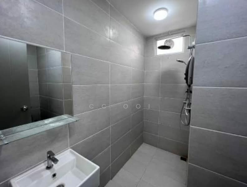 Kondominium untuk Dijual di Centro Residence - CC Ooi - Bathroom - PropertyGuru.com.my