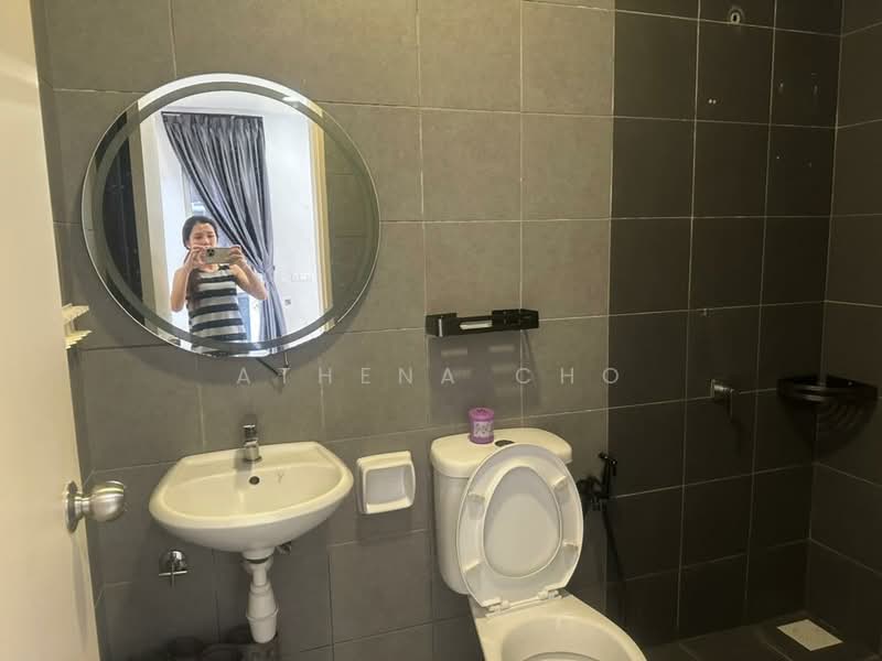 Rumah Teres 2 Tingkat untuk Dijual di Beranang (Selangor) - Athena Cho - Bathroom - PropertyGuru.com.my