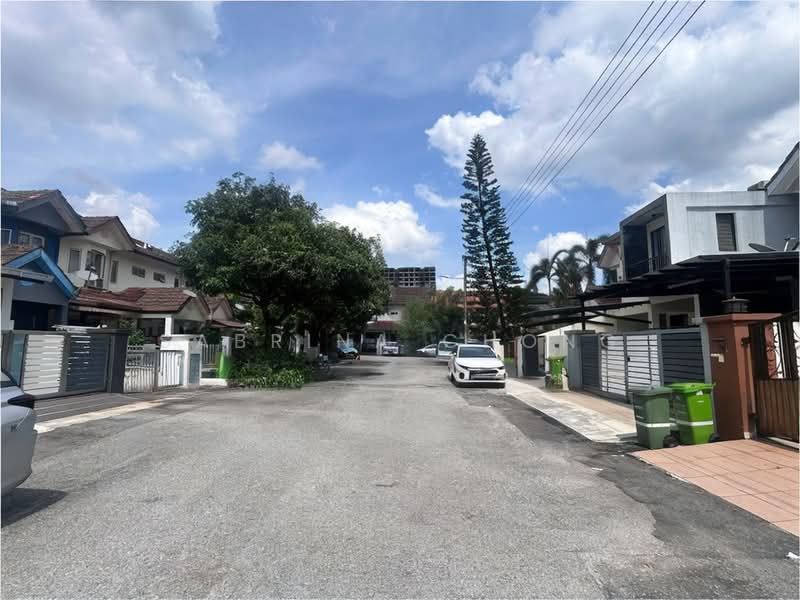 Rumah Teres 2 Tingkat untuk Dijual di Bandar Tasik Selatan (Kuala Lumpur) - Sabrina Chong - Exterior - PropertyGuru.com.my