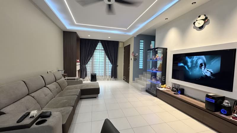 Rumah Teres 2 Tingkat untuk Disewa di Taman Setia Indah (Tebrau) - Thomas Lee - Living Room - PropertyGuru.com.my