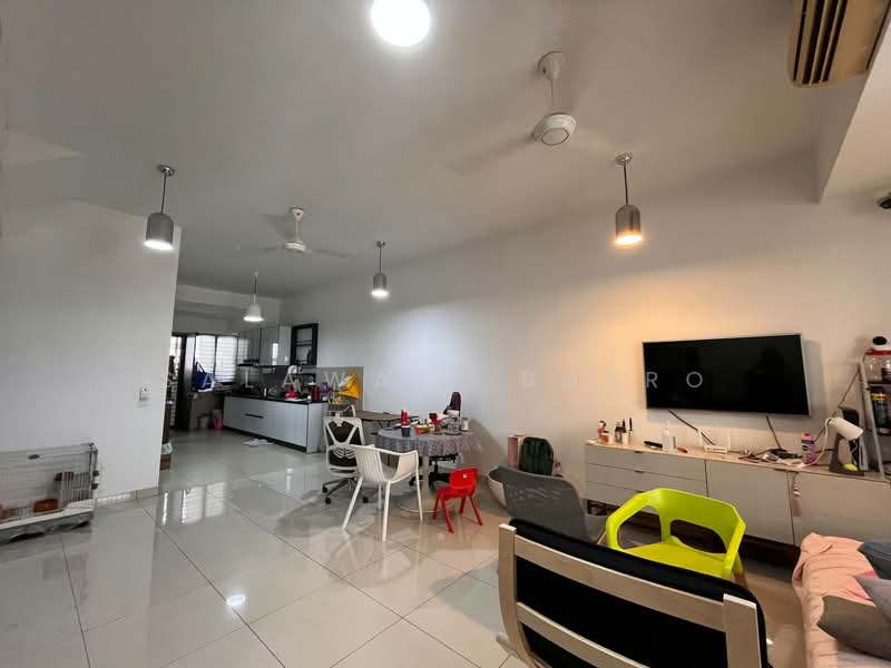 Rumah Teres untuk Dijual di Elmina (Shah Alam) - Salawati Busro - Living Room - PropertyGuru.com.my