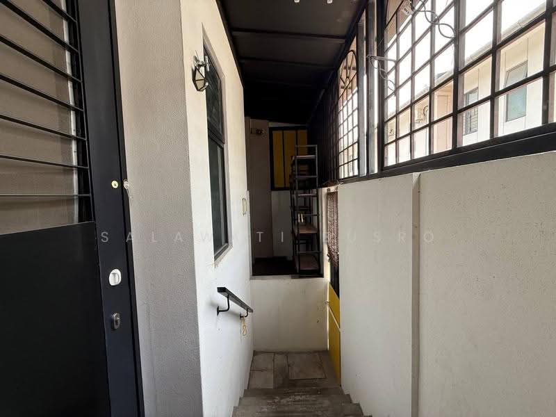Rumah Teres untuk Dijual di Elmina (Shah Alam) - Salawati Busro - Exterior - PropertyGuru.com.my