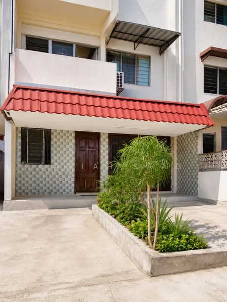 Retail Space for Rent in Brickfields (Kuala Lumpur) - Sariah Saad - Exterior - PropertyGuru.com.my