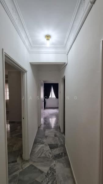 Pangsapuri untuk Dijual di Sri Intan 1 - Jason Ng - Corridor - PropertyGuru.com.my