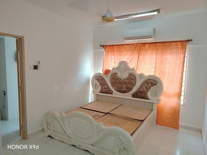 Kondominium untuk Disewa di Casa Tropika - Rono Cheah - Bedroom - PropertyGuru.com.my