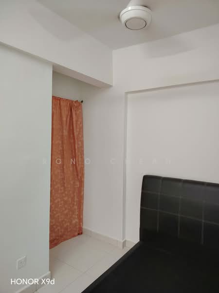 Kondominium untuk Disewa di Casa Tropika - Rono Cheah - Bedroom - PropertyGuru.com.my