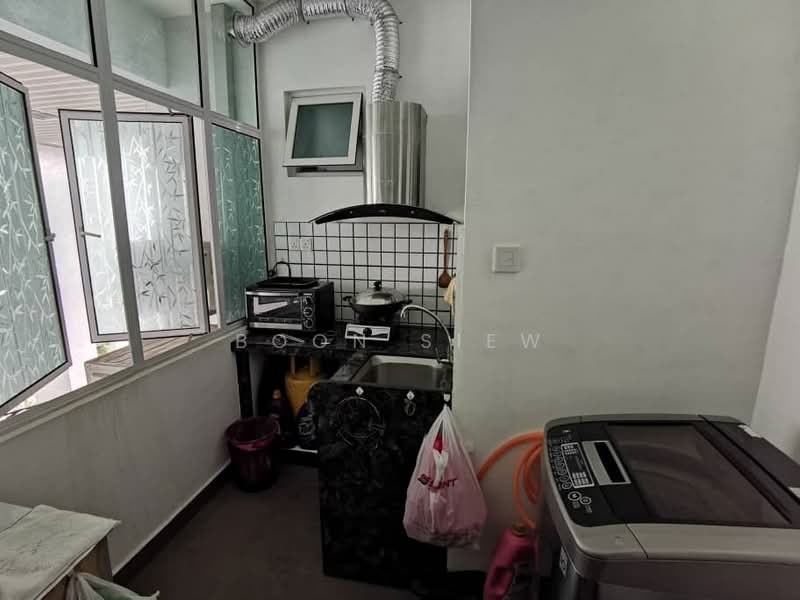 Condominium for Sale at Vertiq - Boon Siew - Kitchen - PropertyGuru.com.my