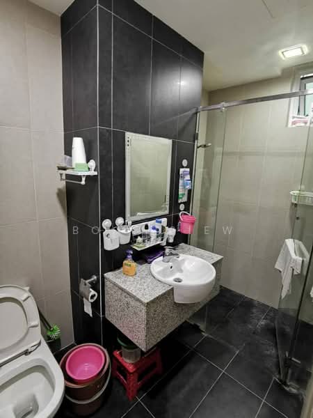 Condominium for Sale at Vertiq - Boon Siew - Bathroom - PropertyGuru.com.my