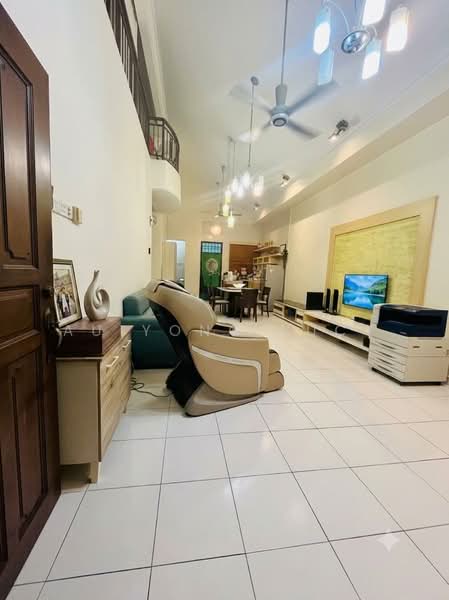 1.5-storey Terraced House for Rent in Taman Molek (Johor Bahru) - Au Yong Lucy - Living Room - PropertyGuru.com.my