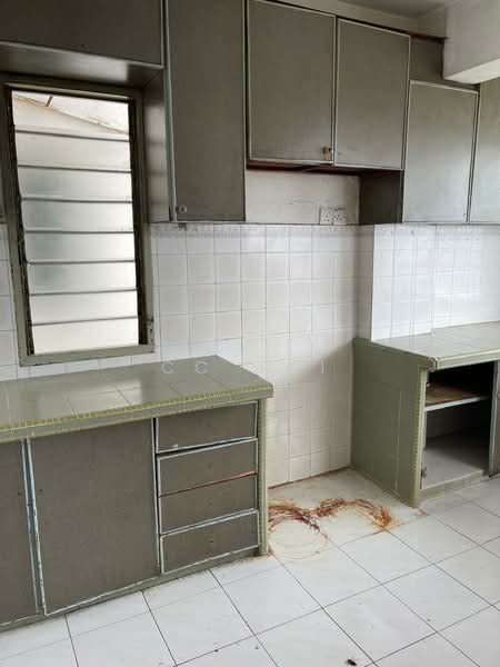 Rumah Flat untuk Disewa di Jalan Tengah - CC Ooi - Kitchen - PropertyGuru.com.my