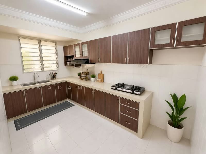 Pangsapuri untuk Dijual di Zamrud Apartment - Madam Lolaliza - Kitchen - PropertyGuru.com.my
