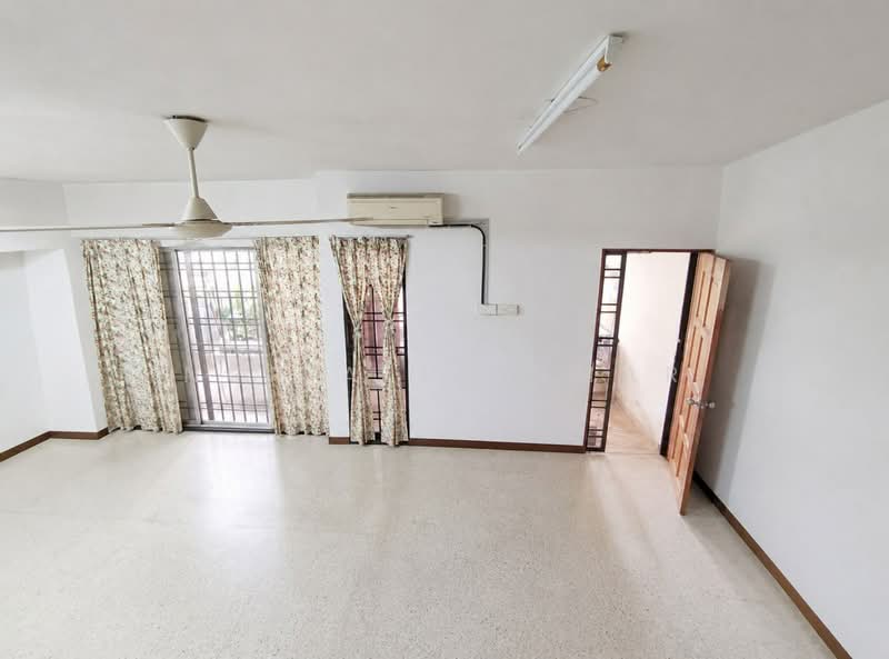Rumah Teres 2 Tingkat untuk Dijual di Lembah Keramat (Ulu Kelang) - Nur Alia Omar - Living Room - PropertyGuru.com.my