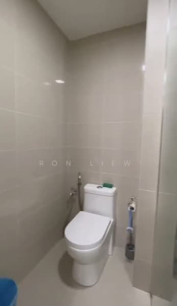 Servis Apartment untuk Disewa di KL Gateway Residences - Ron Liew - Bathroom - PropertyGuru.com.my