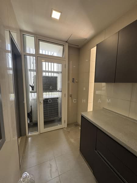 Kondominium untuk Dijual di Lakefront Residence - Jason Chiam - Interior - PropertyGuru.com.my