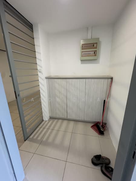Kondominium untuk Dijual di Lakefront Residence - Jason Chiam - Entrance - PropertyGuru.com.my