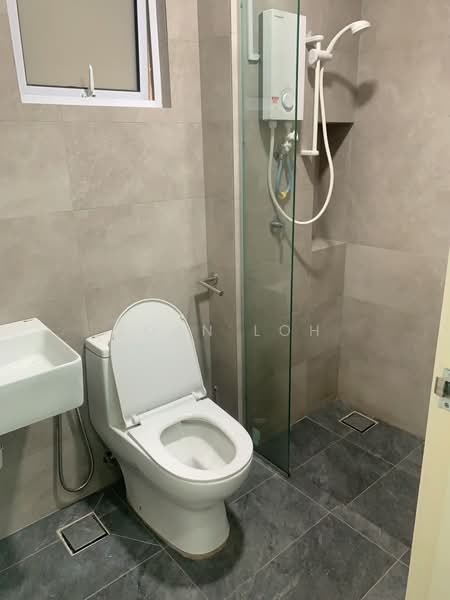 Servis Apartment untuk Disewa di Mesahill - Joan Loh - Bathroom - PropertyGuru.com.my
