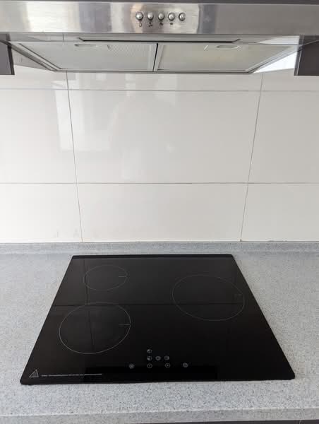 Kondominium untuk Dijual di Lakefront Residence - Jason Chiam - Kitchen - PropertyGuru.com.my