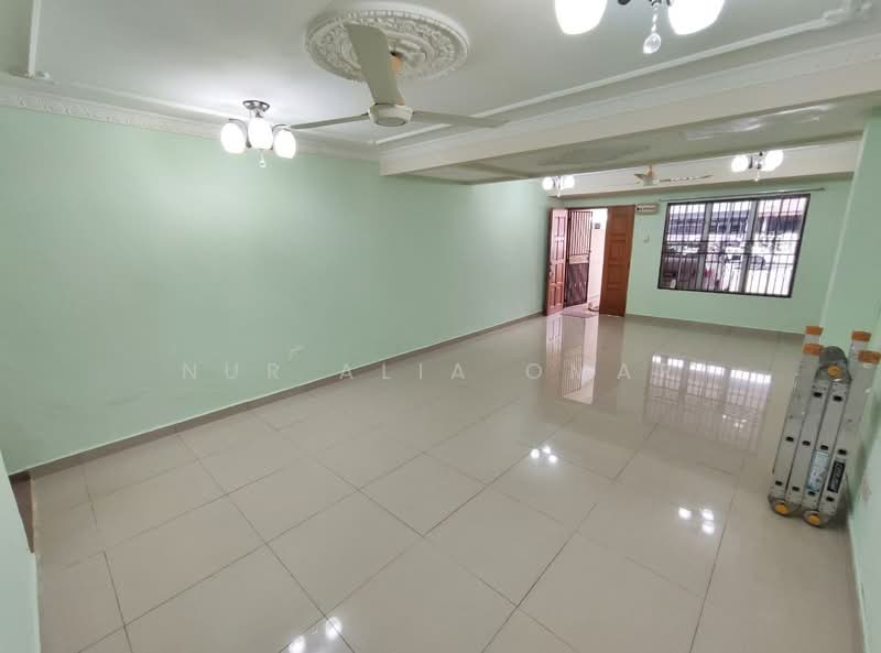 2-storey Terraced House for Sale in Ampang (Kuala Lumpur) - Nur Alia Omar - Living Room - PropertyGuru.com.my