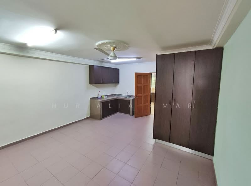 2-storey Terraced House for Sale in Ampang (Kuala Lumpur) - Nur Alia Omar - Kitchen - PropertyGuru.com.my