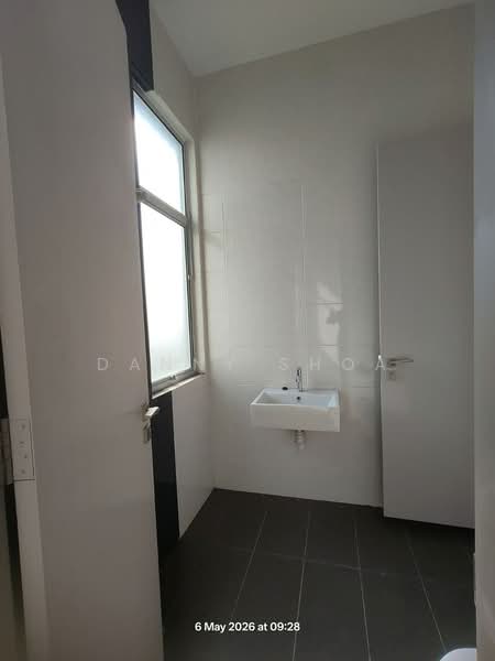 Semi-Detached House for Sale in Taman Bukit Kepayang (Bukit Kepayang) - Danny Shoa - Bathroom - PropertyGuru.com.my