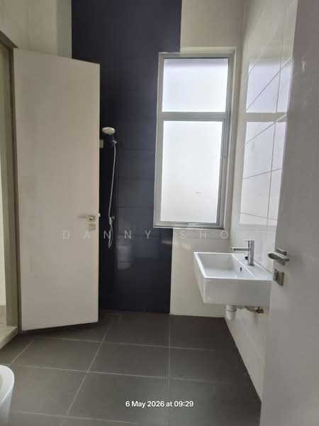 Semi-Detached House for Sale in Taman Bukit Kepayang (Bukit Kepayang) - Danny Shoa - Bathroom - PropertyGuru.com.my