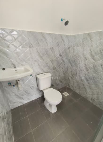 Rumah Teres 1 Tingkat untuk Dijual di Taman Balok Perdana (Sungai Karang) - Bee Ling Yap - Bathroom - PropertyGuru.com.my