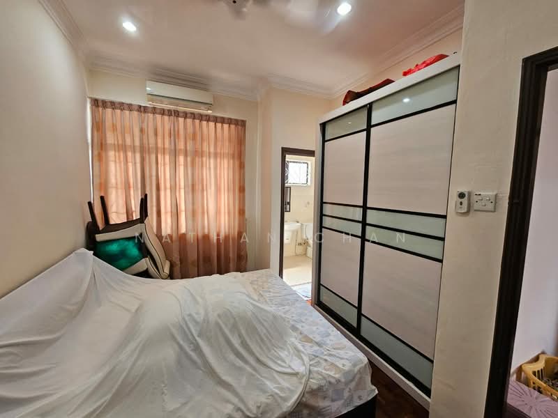 2-storey Terraced House for Sale in Taman Johor Jaya (Johor Bahru) - Nathan Chan - PropertyGuru.com.my