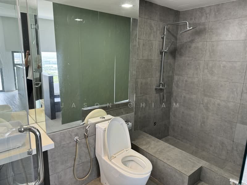 Servis Apartment untuk Disewa di Sky Park - Jason Chiam - Bathroom - PropertyGuru.com.my