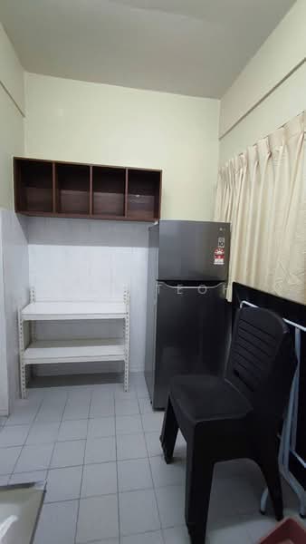Rumah Flat untuk Disewa di Mutiara Idaman 2 - Mon Teoh - Kitchen - PropertyGuru.com.my