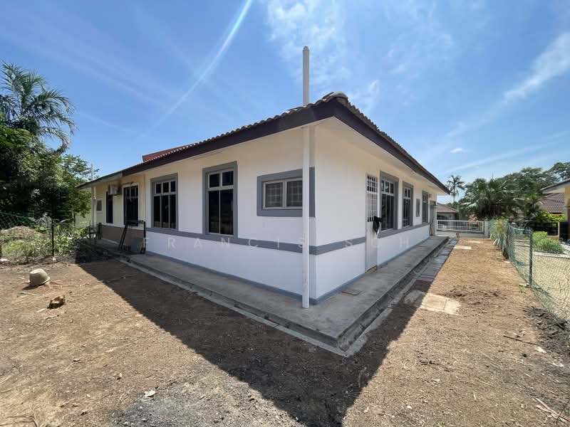 Rumah Teres 1 Tingkat untuk Dijual di Kota Warisan (Sepang) - Francis Soh - Exterior - PropertyGuru.com.my