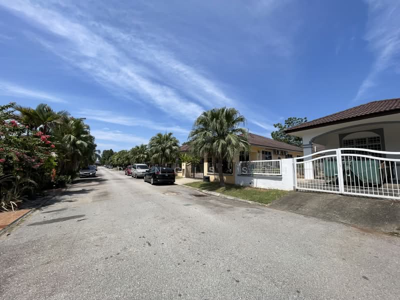 Rumah Teres 1 Tingkat untuk Dijual di Kota Warisan (Sepang) - Francis Soh - Exterior - PropertyGuru.com.my