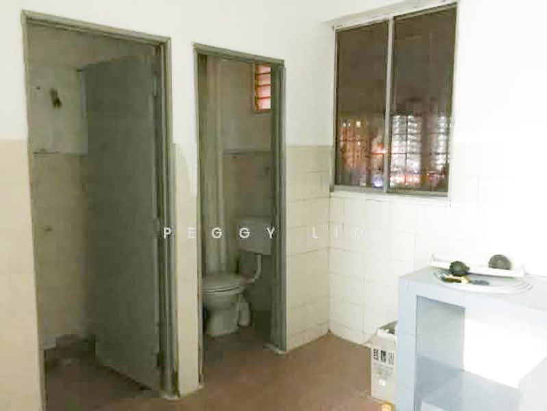 Rumah Flat untuk Disewa di Puchong Permai - Peggy Lim - Bathroom - PropertyGuru.com.my