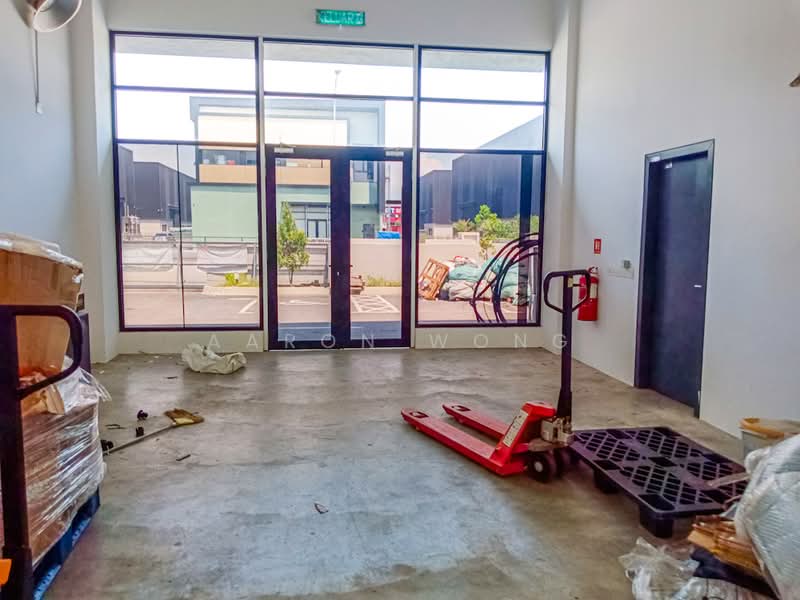 Factory for Sale in Bandar Bukit Raja (Klang) - Aaron Wong - Entrance - PropertyGuru.com.my
