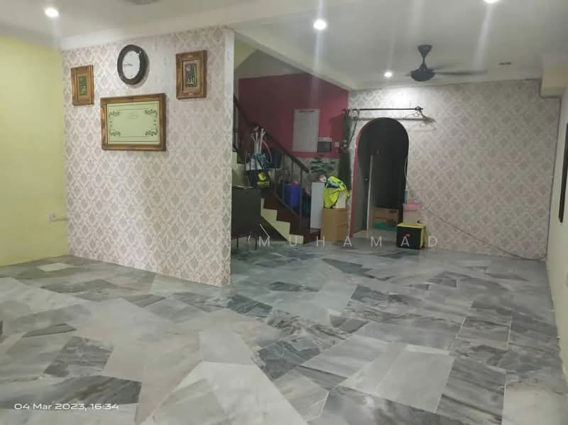 Rumah Teres 2 Tingkat untuk Dijual di Ipoh (Perak) - Azimi Muhamad - Living Room - PropertyGuru.com.my