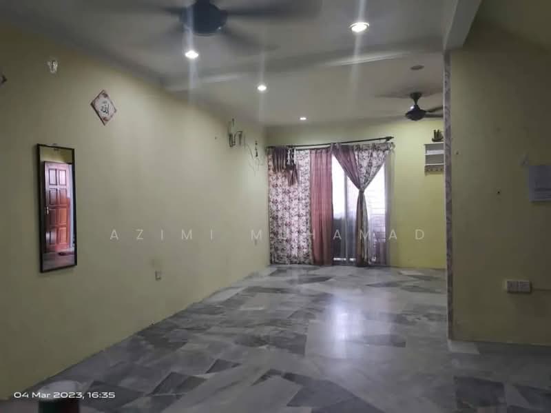 Rumah Teres 2 Tingkat untuk Dijual di Ipoh (Perak) - Azimi Muhamad - Living Room - PropertyGuru.com.my